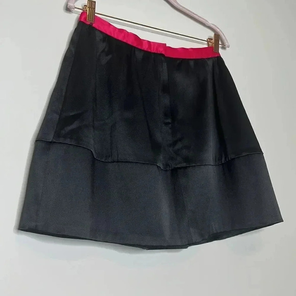 H&M Conscious Collection Black With Pink Trim Satin Skirt - Picture 8 of 9